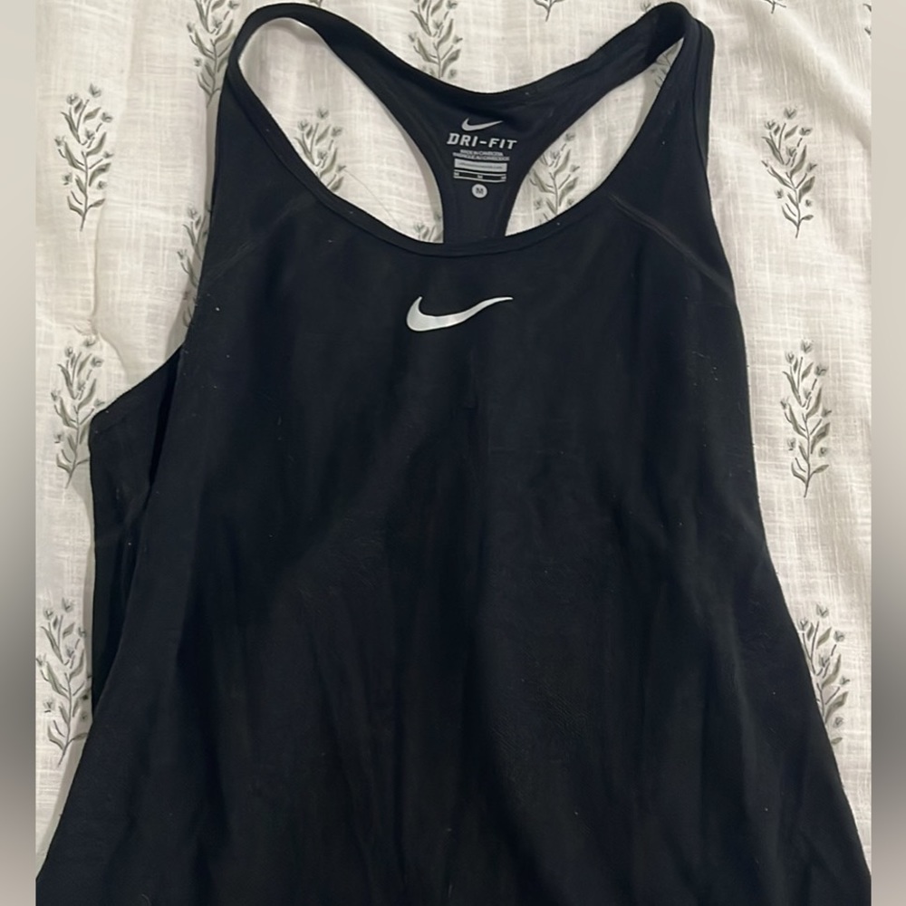 Nike medium racer back top